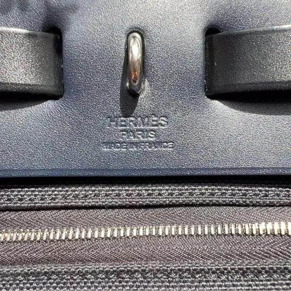 Hermes Herbag Zip Retourne 31 PM Toile Vache Hunter Black and Dark Blue PHW - Picture 7 of 11